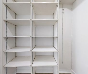 For Lease - 22 A Waltham Crescent, Richmond Hill, Ontario - Photo 2