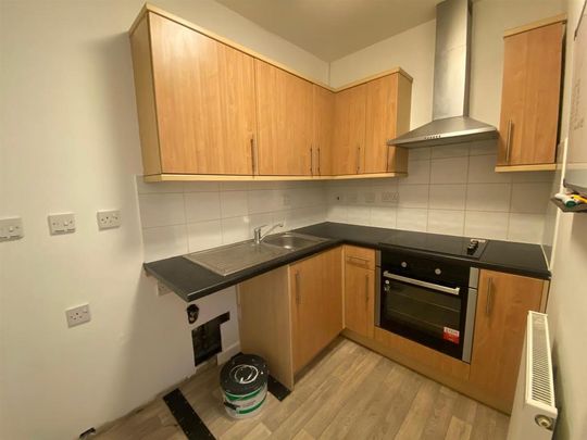 2 bedroom flat to rent - Photo 1
