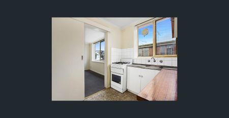 Convenience & Easy Living - Photo 3