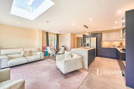 5 bedroom house to rent Chelmsford Road, Hatfield Heath, Bishops Stortford, CM22 - Photo 2