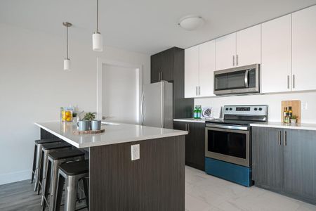 The Sterling Bedford Apartments - 1 Bedroom - Photo 3