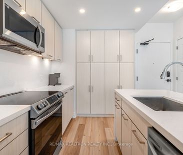 For Lease - 415 Sea Ray Avenue Unit# 226, Innisfil, Ontario - Photo 1