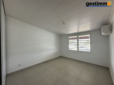 Location Appartement 4 pièces 67m² CAYENNE 97300 - Photo 4