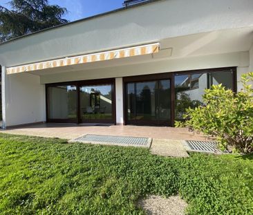 Beautiful semi-detached villa with 6.5 rooms in Pregny-Chambésy. - Photo 3