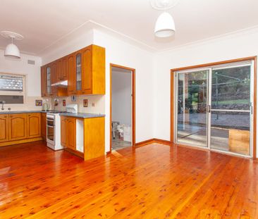 Spacious Three Bedroom Home with Office in Mangerton - Photo 5