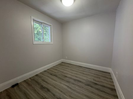 3-35 Maccauley St, Kingston, ON K7K 2V8 - Photo 2
