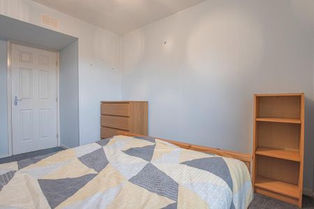 2 bedroom barn conversion to rent - Photo 2