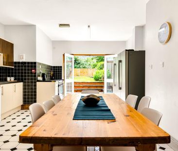 9 bedroom house to rent - Photo 2
