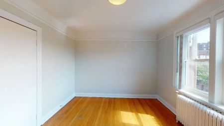 235 Charlotte St — 2 Bedroom - unit 7 - Photo 2