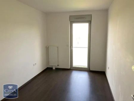 Appartement à louer 3 pièces 71.4m² - Photo 3