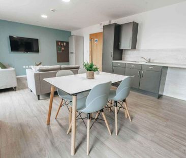 Silver En Suite (Lower Floors) - Photo 6