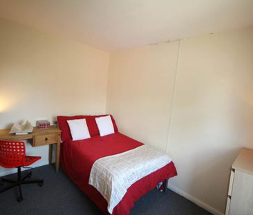 3 bedroom house share to rent - Photo 3