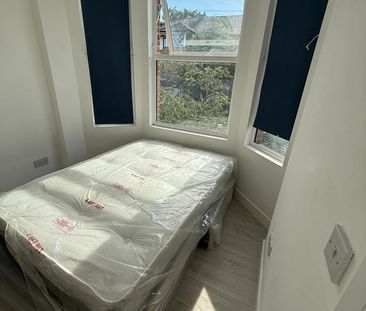 Studio Flat, Casewick Road, SE27 - Photo 2