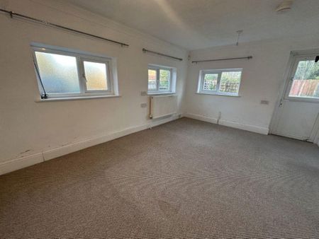 3 bedroom cottage to rent - Photo 2