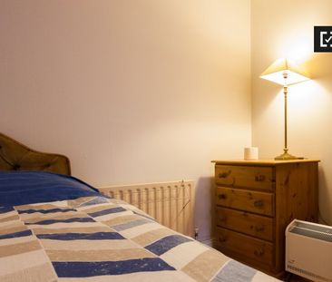 Cozy room for rent in 5-bedroom house in Glasnevin, Dublin - Photo 6