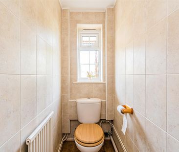 Maybrook Gardens, High Wycombe - Photo 5