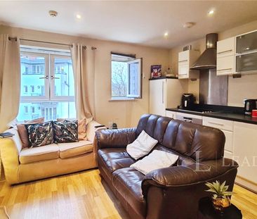 apartment to rent Lower Canal Walk, Southampton, SO14 - Photo 6