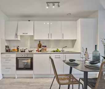 1 bedroom apartment - Photo 2