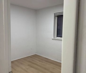 43 Aloma Crescent - Photo 4