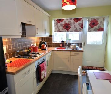 2 bedroom terraced house to rent - Photo 1