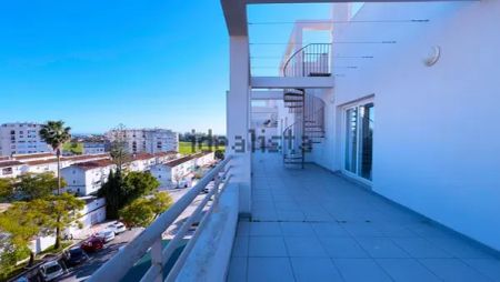 Alquiler de ático en Calle Sor Juana Ines de la Cruz, 4 - Photo 5