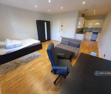 Studio to rent - Photo 5