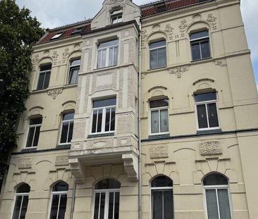 Schöne helle 2 Raum Wohnung in Zwickau Pölbitz ab sofort zu vermieten - Photo 1