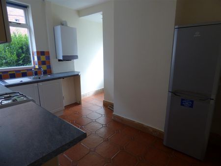 2 bed flat to rent in Cornel Road, High Heaton, NE7 - Photo 2