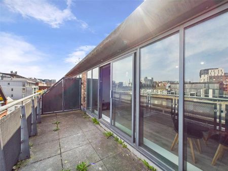 3 bedroom apartment to rent - Photo 3