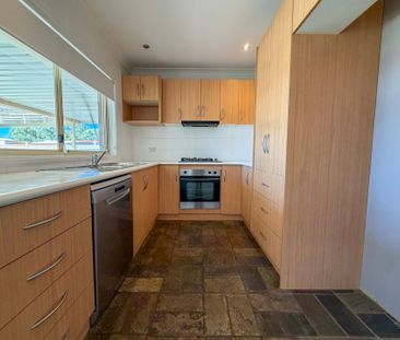 Spacious Family Home with Pool - Photo 6