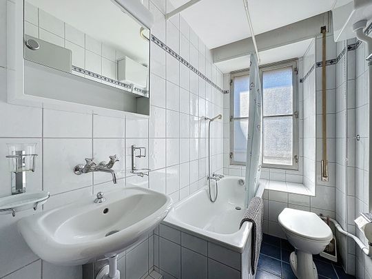 Simple, functional family apartment - Photo 1