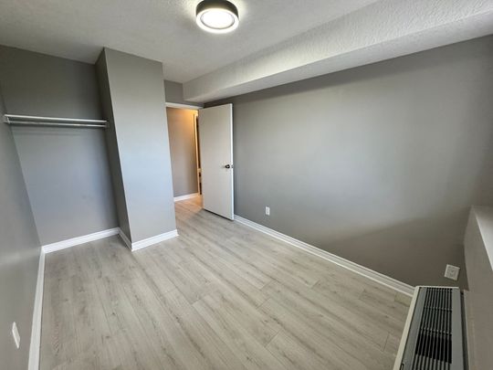 For Lease - 126 Bell Farm Road Unit# 414, Barrie, Ontario - Photo 1