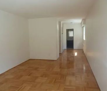 3 rooms apartment of 37 m² in Vancouver - Photo 1