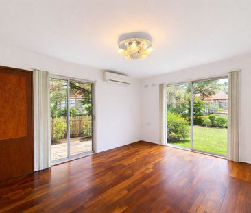 GENEROUS 3-BEDROOM BRICK HOME READY TO MOVE IN - Photo 2