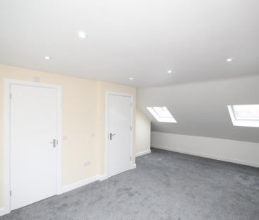 5 bedroom terraced house to rent - Photo 1