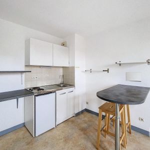 Location Appartement 1 pièce 22m² CLERMONT FERRAND 63000 - Photo 2