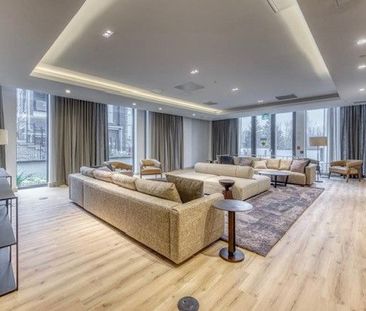 For Lease - 225 Veterans Drive Unit# 901, Brampton, Ontario - Photo 2