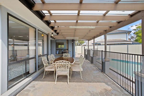 Family Home- 6 month lease only... - Photo 1