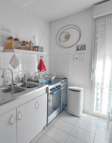Location Appartement 4 pièces 92m² TOURS 37100 - Photo 3