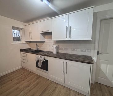 Gilpin Terrace , Armley , Leeds - Photo 6