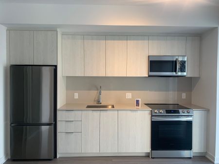 For Lease - 357 King Street Unit# 2001, Toronto, Ontario - Photo 4
