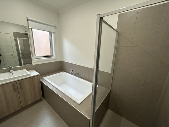 26 Rejoice Street, Tarneit VIC, Belconnen - Photo 1