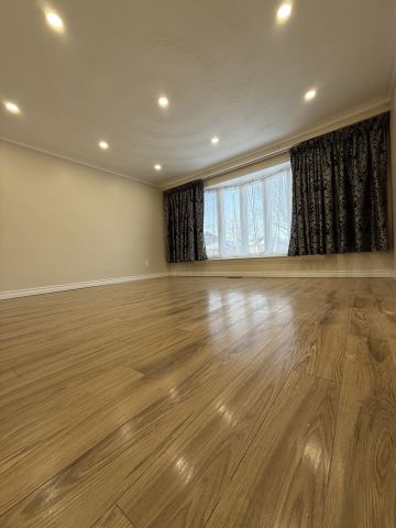 For Lease - 103 Cleta Drive Unit# Main, Toronto, Ontario - Photo 2