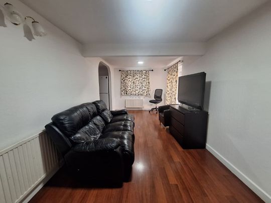 Stockport Road, Levenshulme, Manchester, M19 - Photo 1