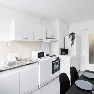 Villeurbanne - Le Richard - Chambre 4 - Photo 2