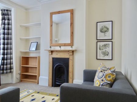 Montgomerie Road, Southsea *VIDEO TOU... - Photo 2