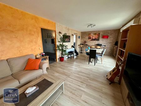 Location Appartement 3 pièces 72m² CHATEAUROUX 36000 - Photo 2