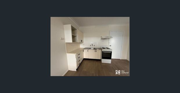 Two bedroom unit within a short walk to the beach - Photo 1