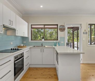 Three Bedroom Home - Photo 3