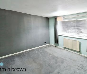 Wickham Road, Grays, Chadwell St Mary - Photo 3